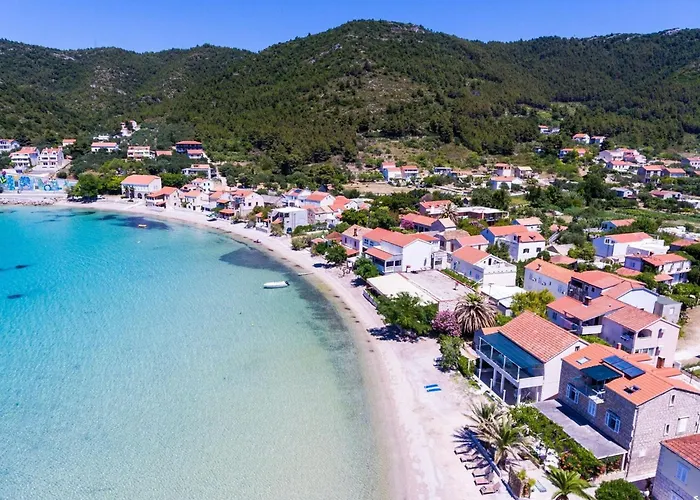 아파트 Dalmatin Uljana - Two-bedroom 1 Žuljana