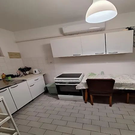 Apartment Dalmatin Uljana - Two-bedroom 1 Zuljana